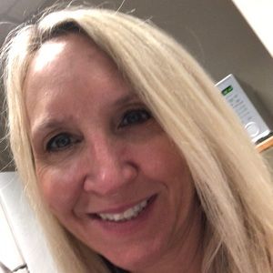 Meet your Posher, Pam